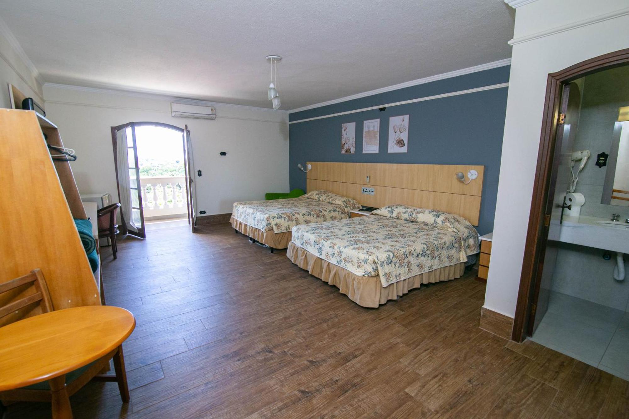 Fazenda Fonte Colina 4*